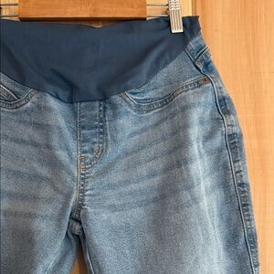 Signature by Levi Strauss Light Blue Boyfriend Maternity Jeggings